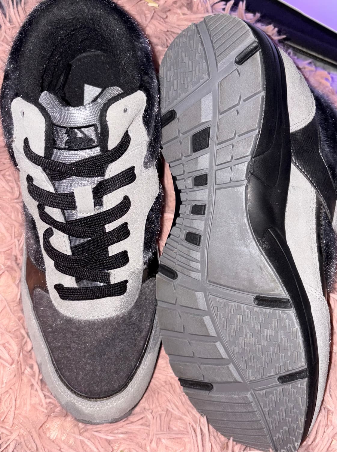 y2k 갸루깔 MLB 실버&블랙 겨울 털 슈즈 상품이미지3