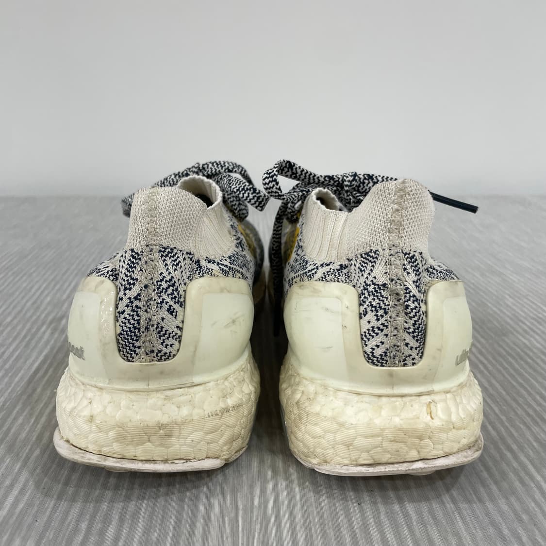 679) 아디다스 울트라부스트 언케이지드 그레이 255mm 상품이미지4