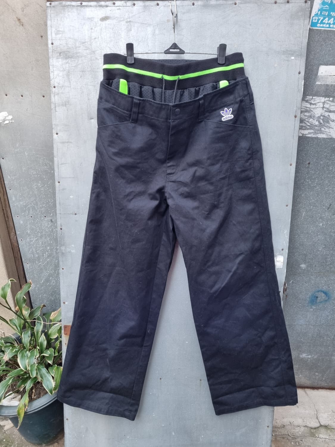 아디다스 산쿠안즈 한정판 바지 XL 상품이미지4