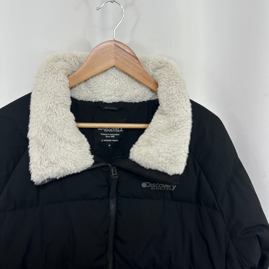 디스커버리 여자 오리털 가벼운 패딩 검정 95  iow 상품이미지10