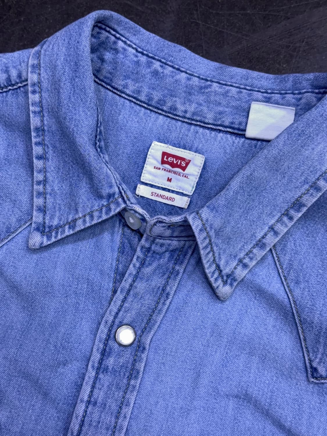 리바이스 빈티지 워싱 웨스턴 스탠다드핏 데님셔츠 M 상품이미지7