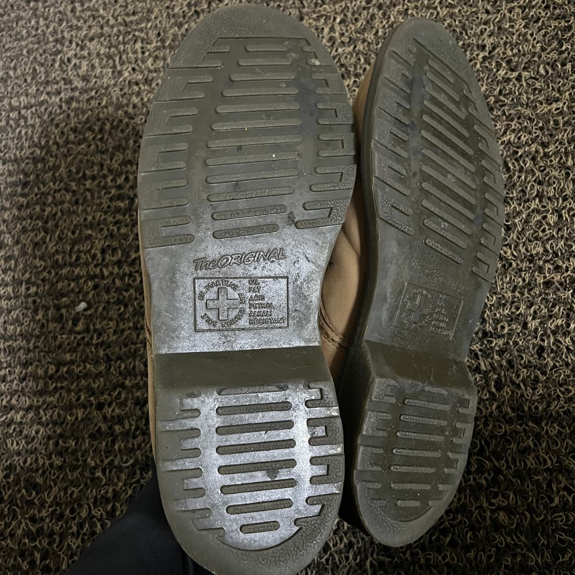 닥터마틴 옥타비우스 스웨이드 더비 uk7 상품이미지6