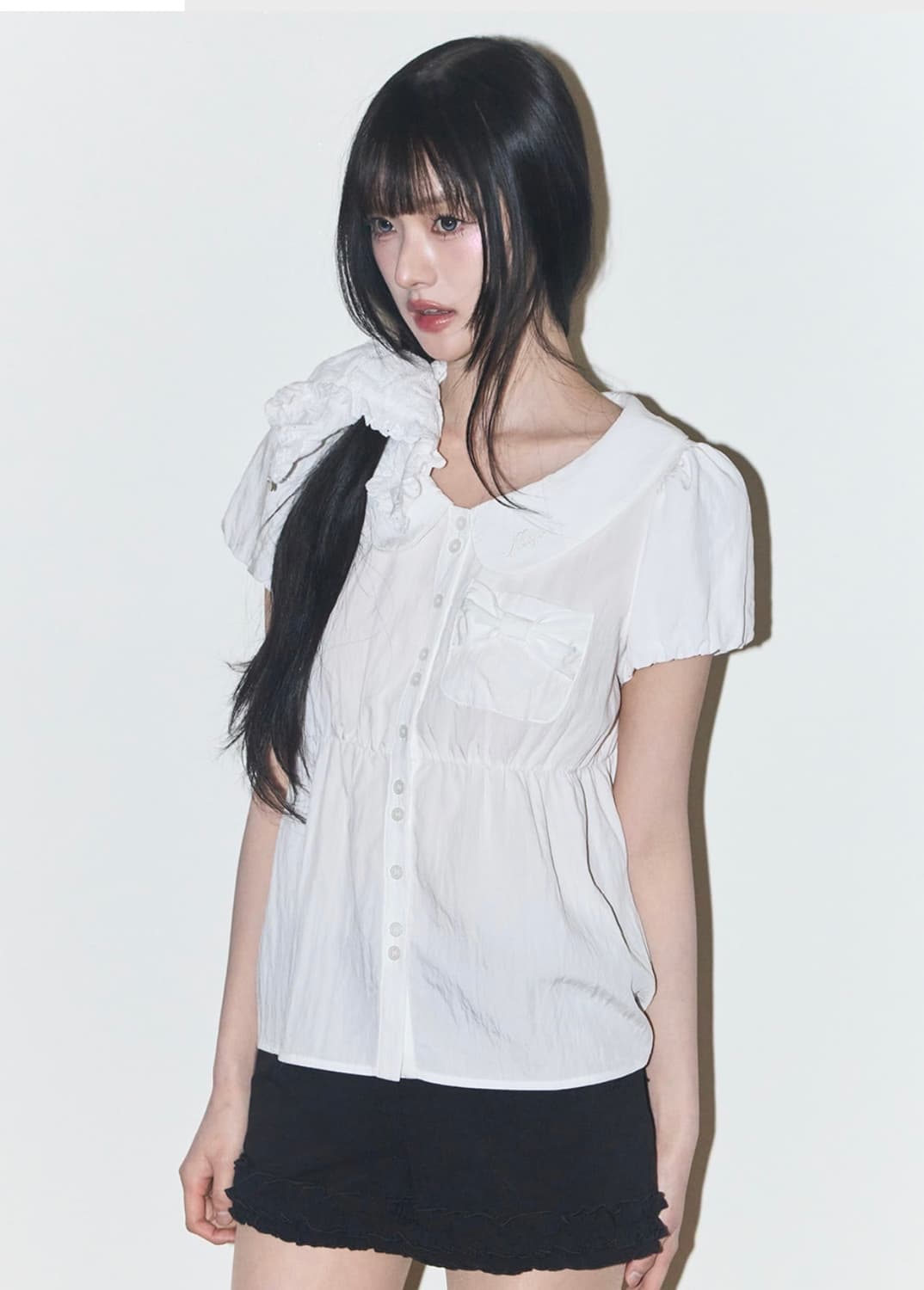 일리고 포밍 리본 퍼프 블라우스 화이트 상품이미지1