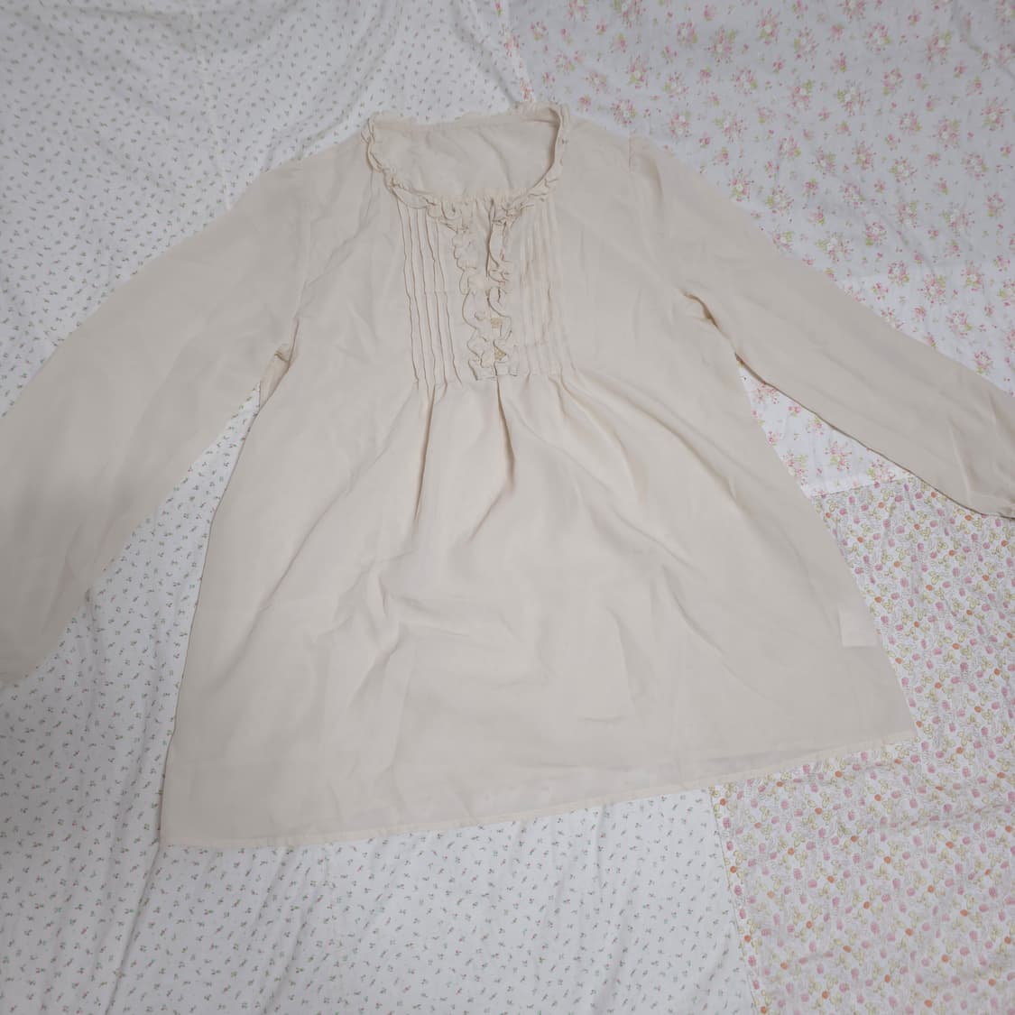 모리 아방 퍼프 프릴 블라우스 사만사모스 SM2 카모메산장 모리노가토 상품이미지2