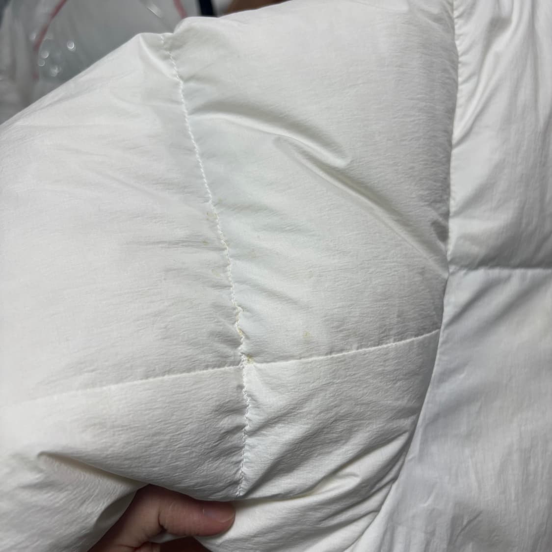 네파 구스다운 넥로고 패딩 화이트 상품이미지5