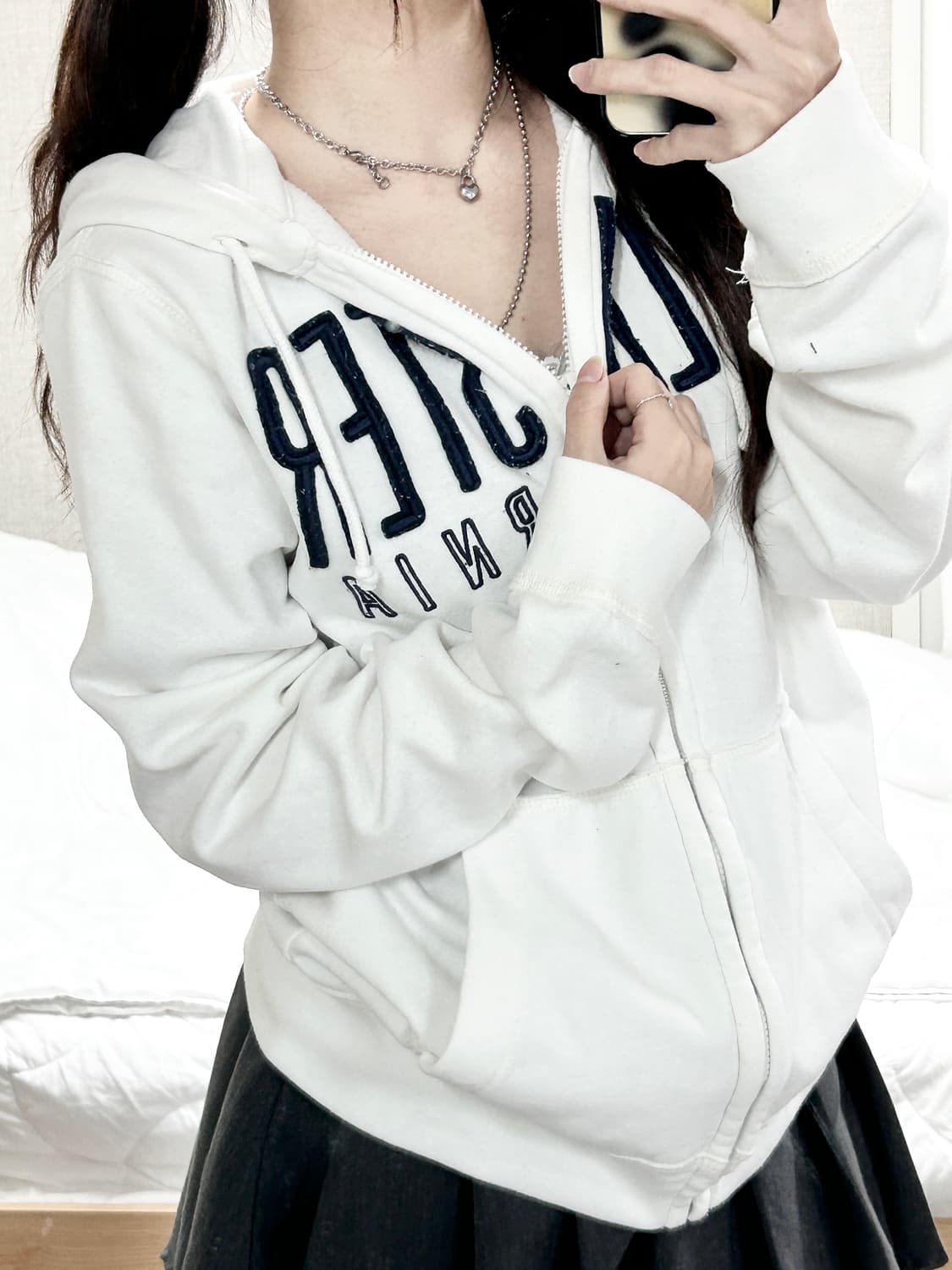 홀리스터 빅로고 화이트 후드집업 상품이미지2