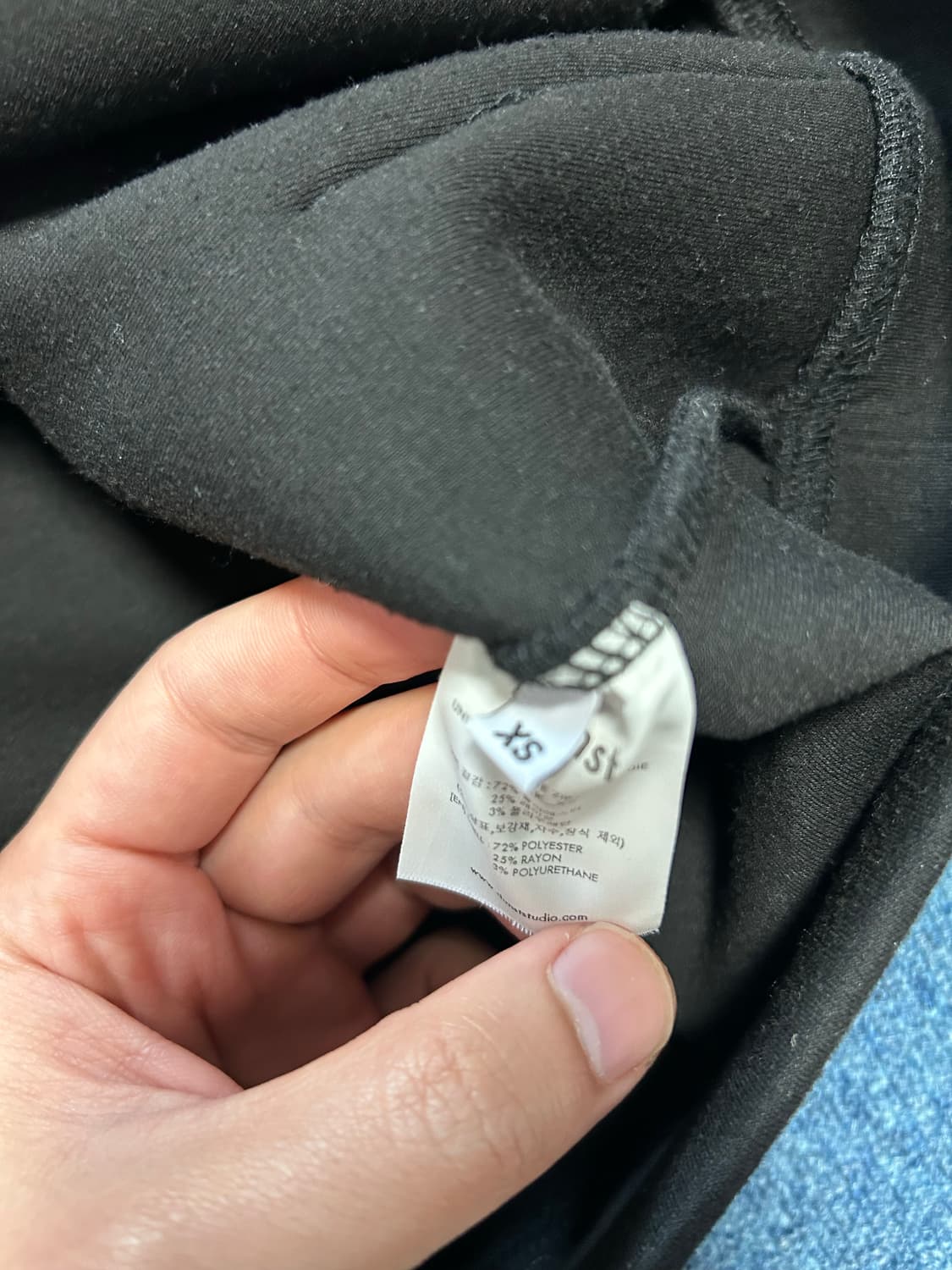 던스트 23SF 유니섹스 레더 로고 지퍼 후드집업 상품이미지6