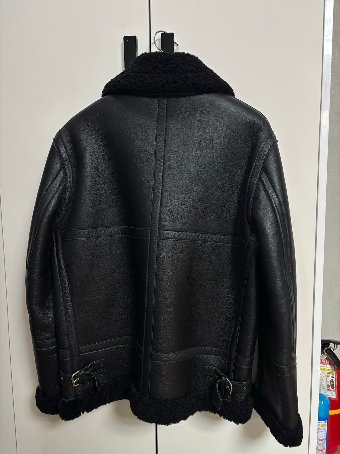 신흥사 블랙 무스탕 xl 상품이미지2