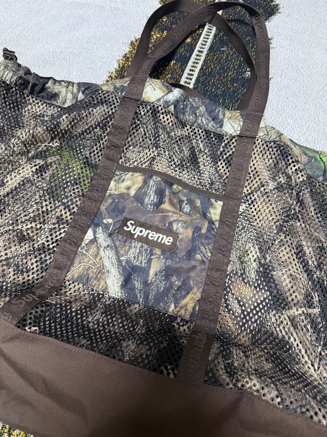 슈프림 메쉬 토트백 트루팀버 카나티 카모 25SS 상품이미지2