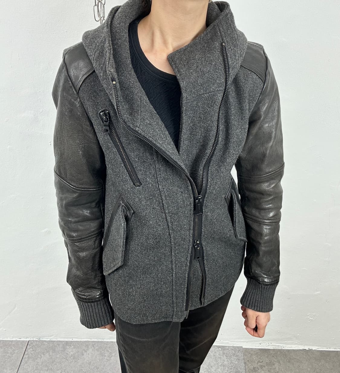 Custom Culture Asymmetric Goat Leather 상품이미지4