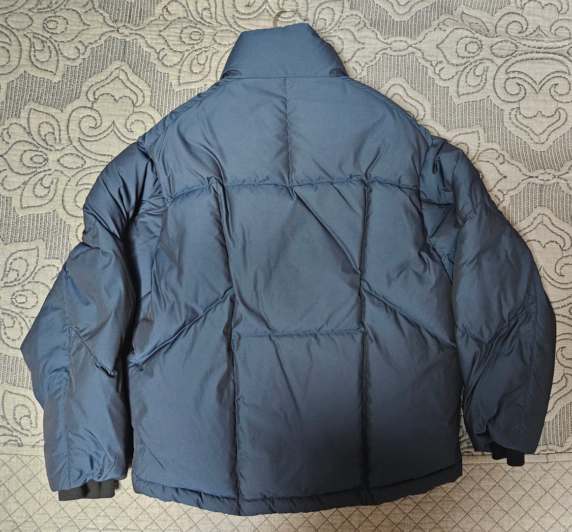 [M] 메종미네드 빌로우 푸퍼 구스 다운 점퍼 블루 블랙  패딩 자켓 상품이미지3