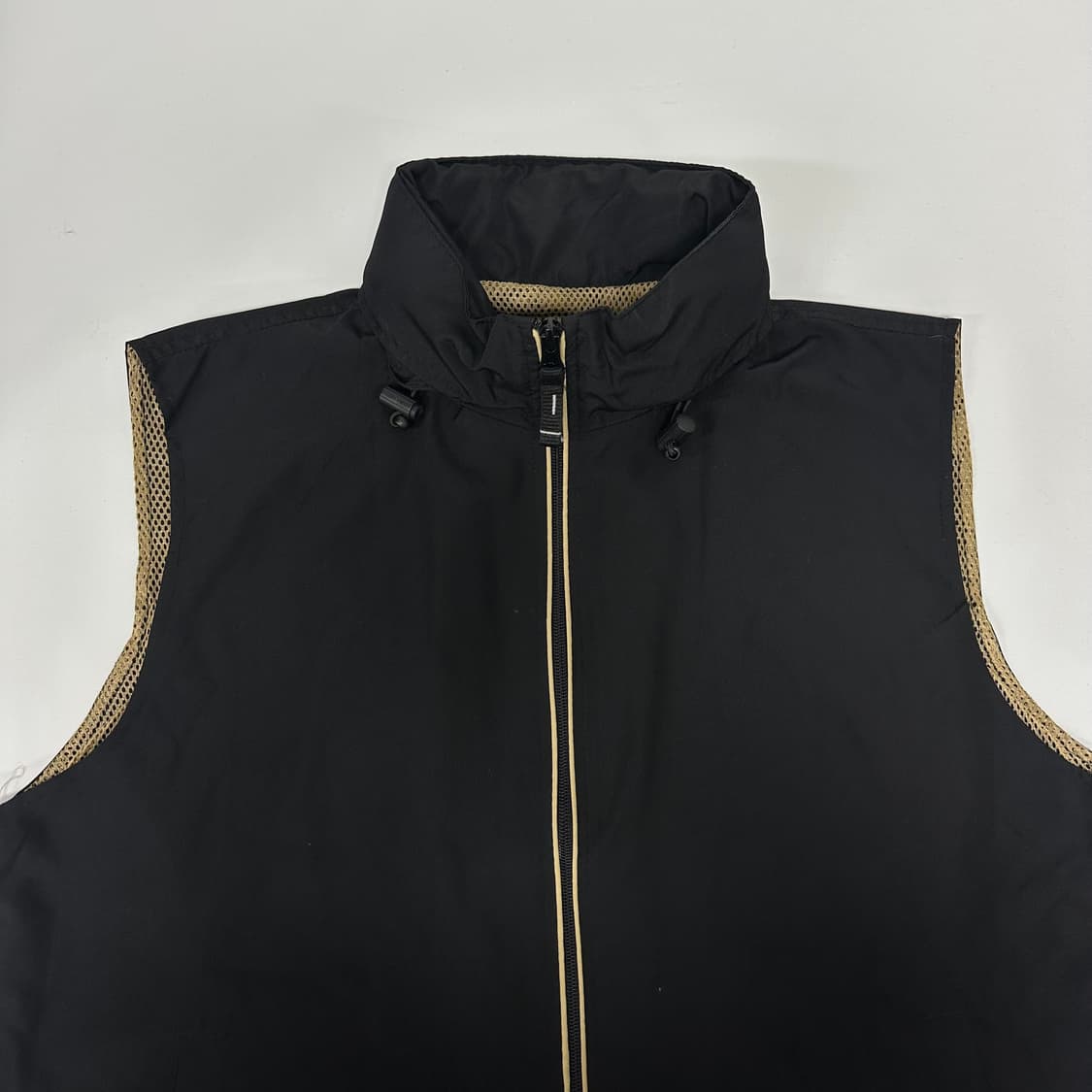 HILLCROP 라인 집업 베스트 상품이미지3