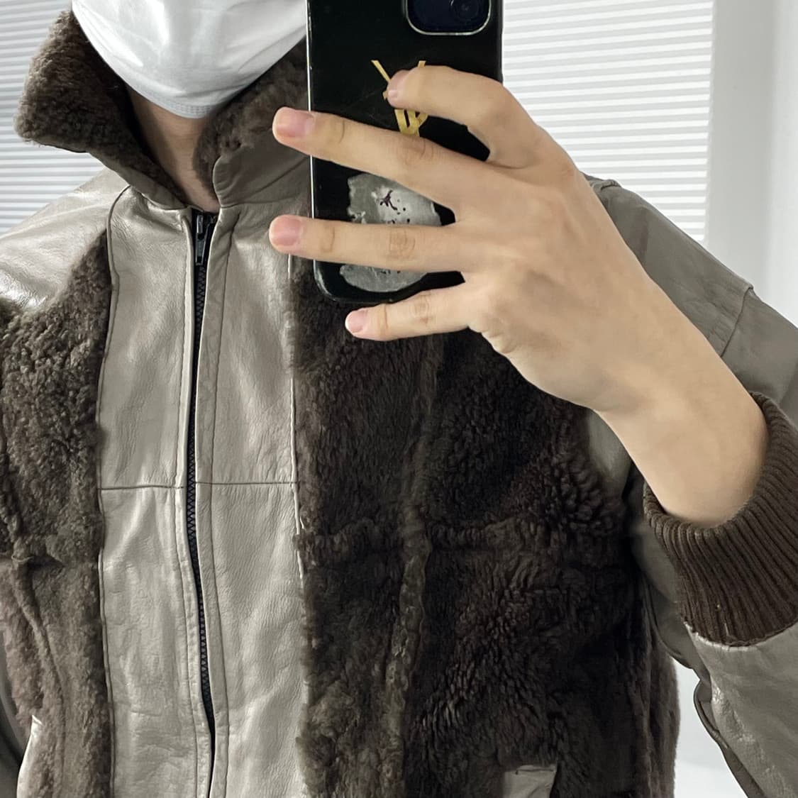 L 양가죽 퍼 도킹 패널 봄버 자켓 상품이미지4