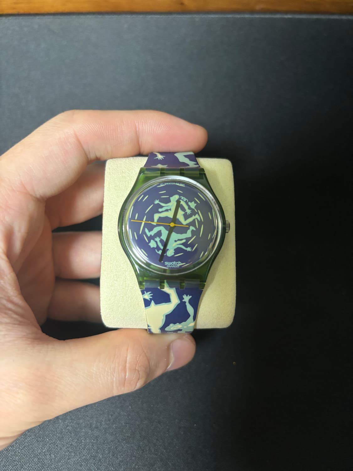 빈티지 스와치 콜라보 상품이미지1