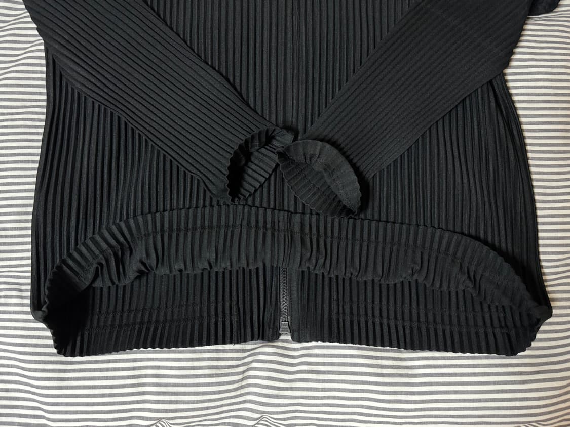 이세이미야케 옴므플리세 집업 후드 상품이미지4