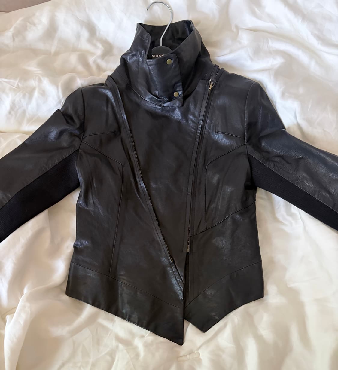 코데즈 컴바인 비대칭 하이넥 레더자켓 램스킨 상품이미지2