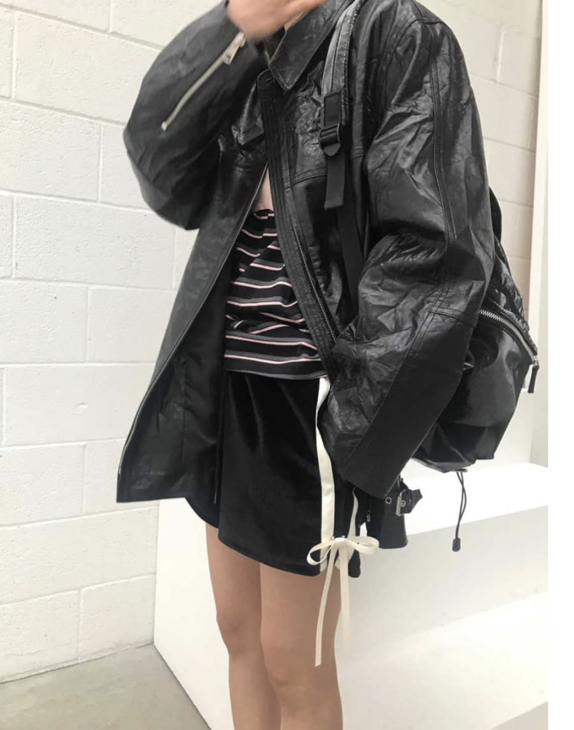 Shop.WeAre 위아 비건 레더 사이드버클 자켓 F 상품이미지3