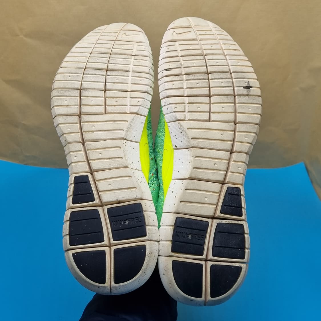 나이키 플라이니트 추카 미드280 상품이미지3