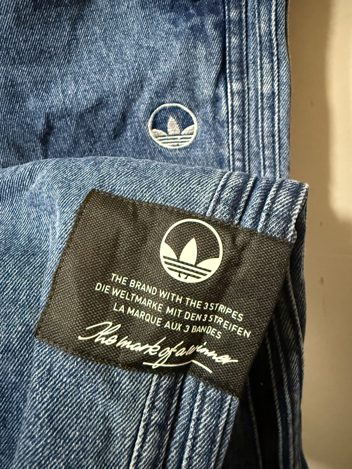 아디다스 미드 웨이스트 데님 팬츠 상품이미지2