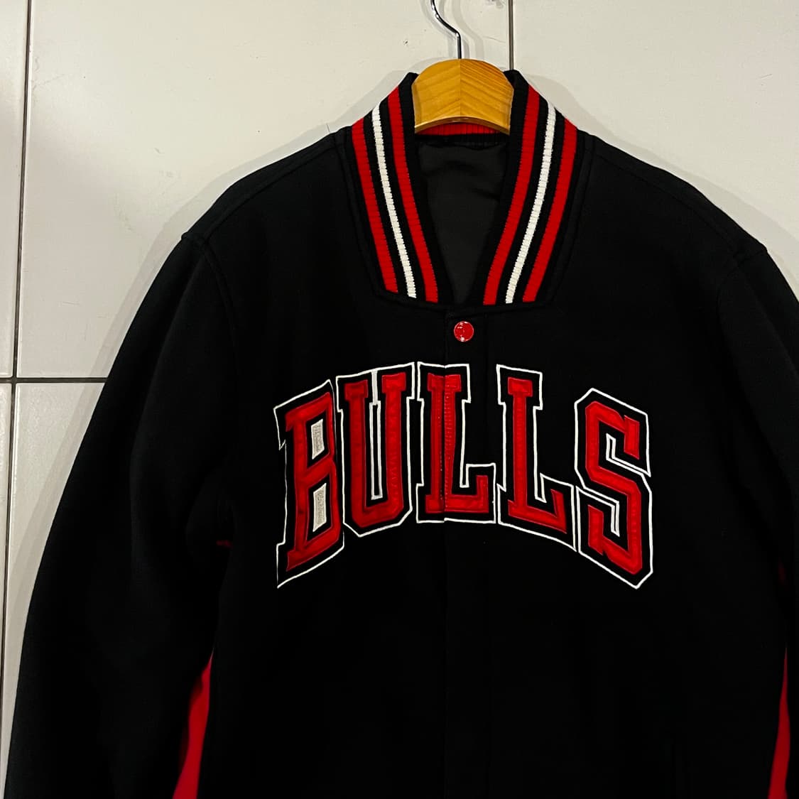 NBA 시카고불스 리버시블 누빔 바시티 자켓 상품이미지2