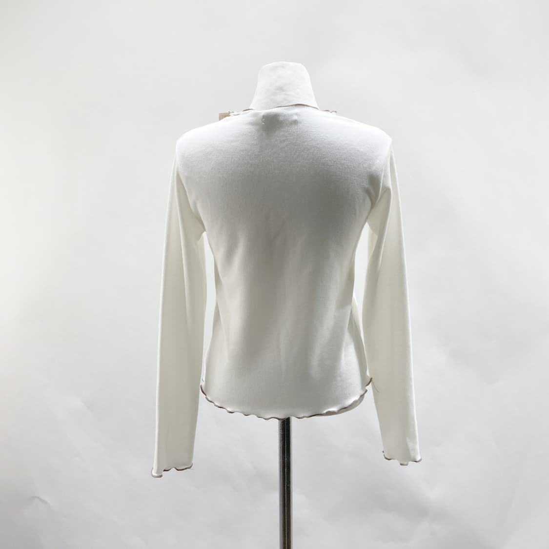 JVIM 제이빔 2024 택새상품 여성긴팔티 S  상품이미지3