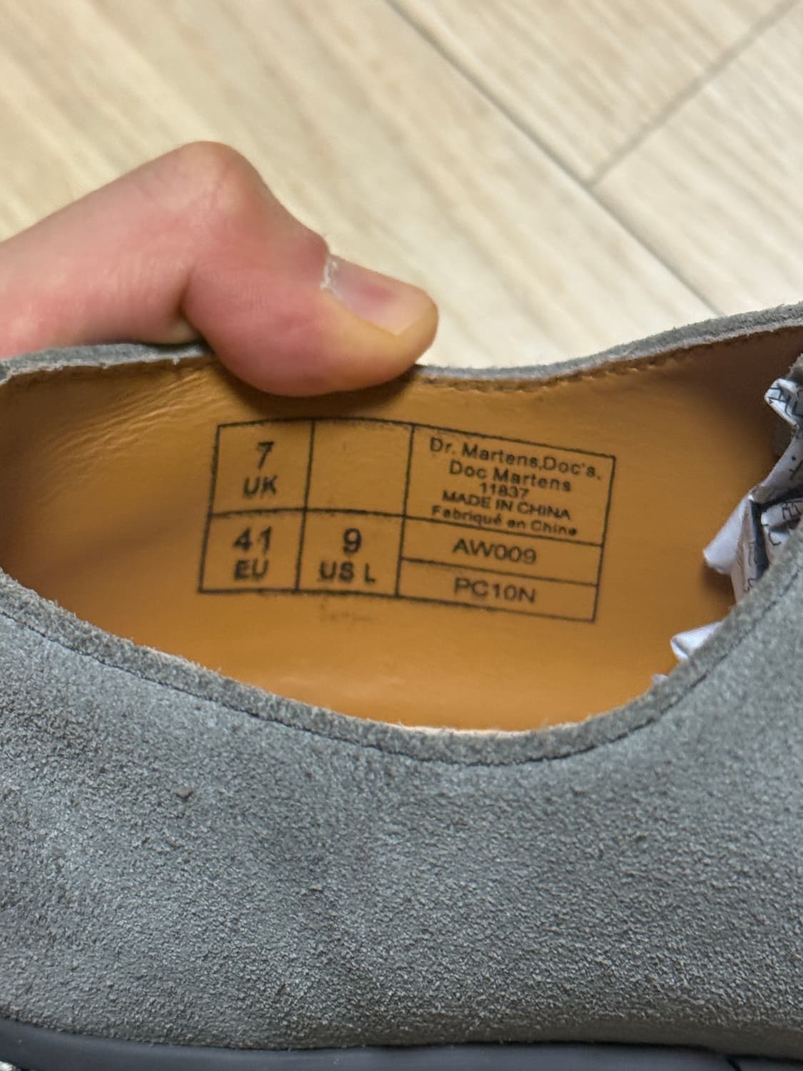 uk7,260) 119,000원 닥터마틴 1461 스웨이드 그레이 더비 상품이미지9