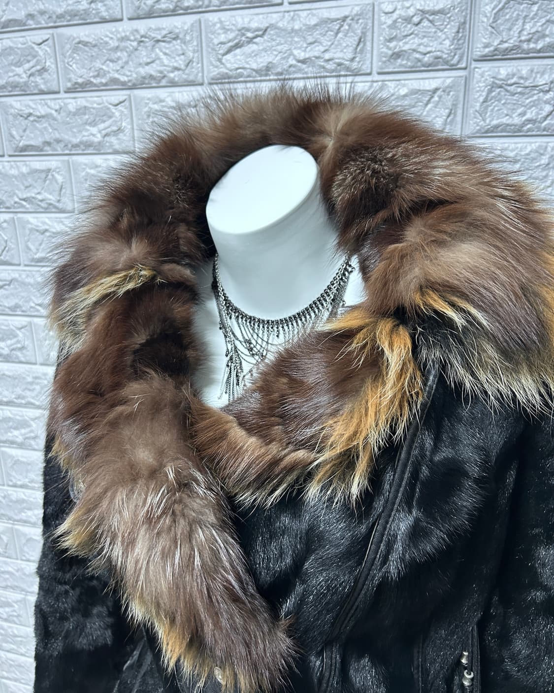 Ezilli 고딕 램스킨 폭스 퍼 자켓 상품이미지2