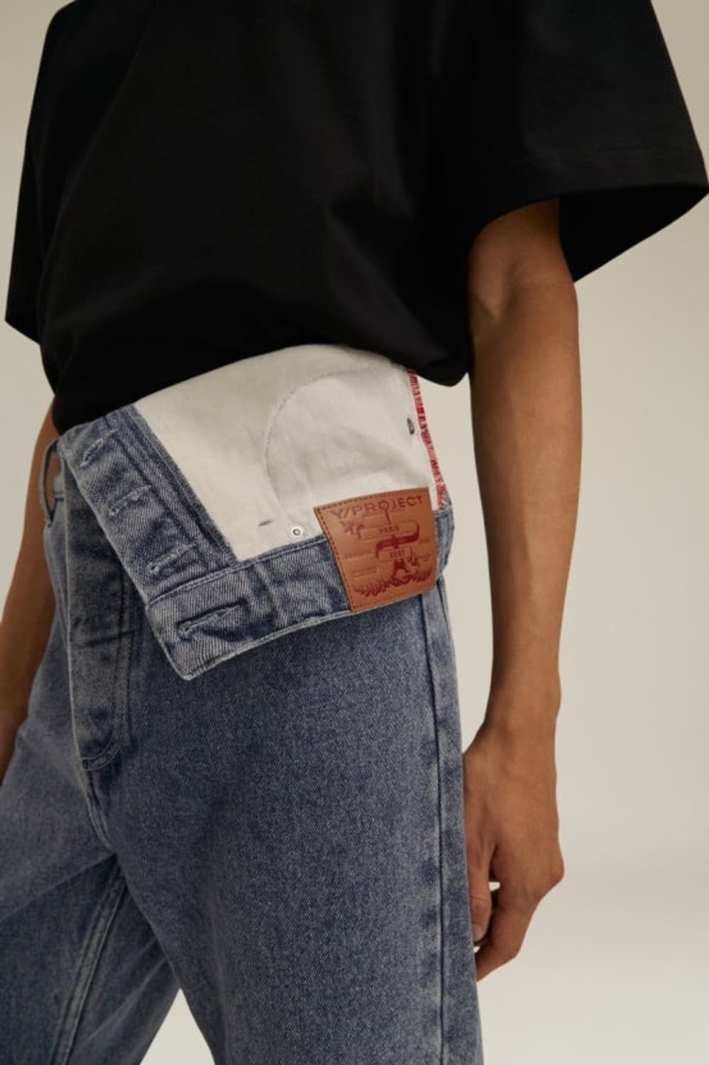 와이프로젝트 CLASSIC ASYMMETRIC WAIST JEANS IC 상품이미지1