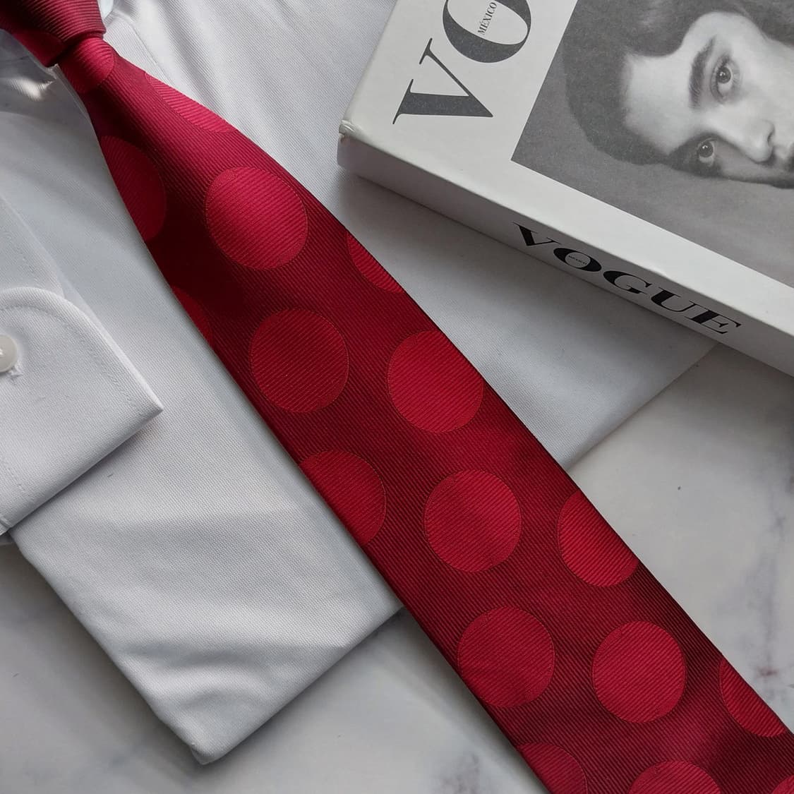 Paul Stuart 폴 스튜어트 실크 레드 도트 자카드 넥타이 9cm  상품이미지9
