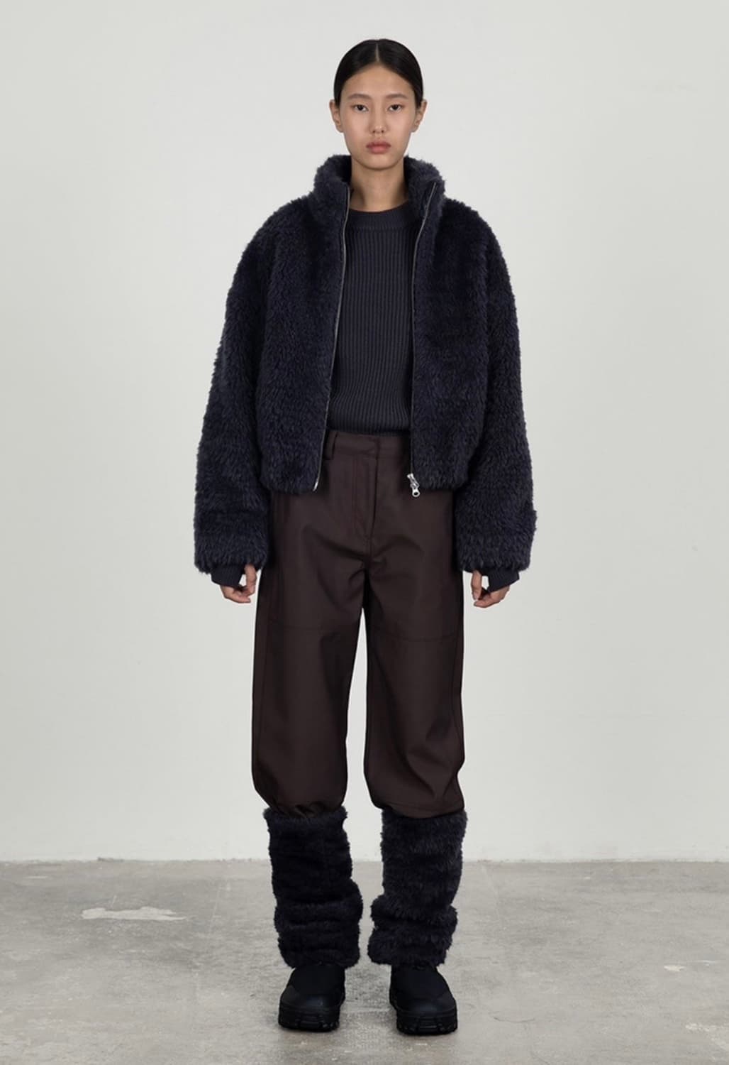 아모멘토 23f/w 퍼자켓 차콜블루 0사이즈 상품이미지3