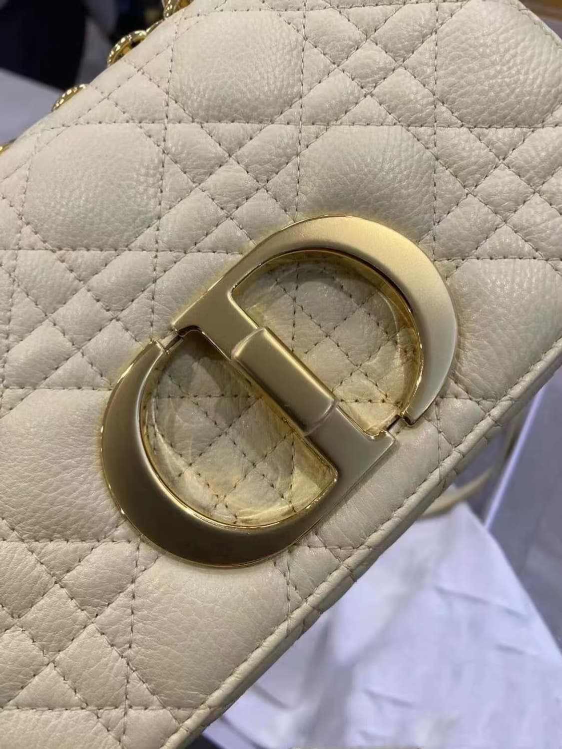 디올 카로백 미듐 베이지 상품이미지2