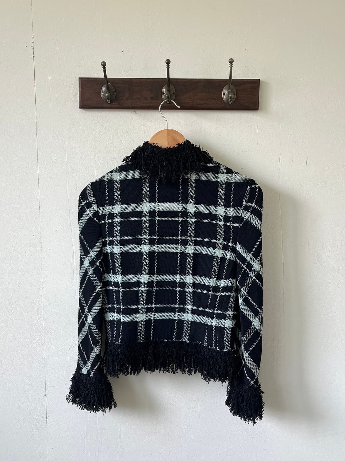 ST. JOHN 테슬 트위드 자켓  상품이미지3