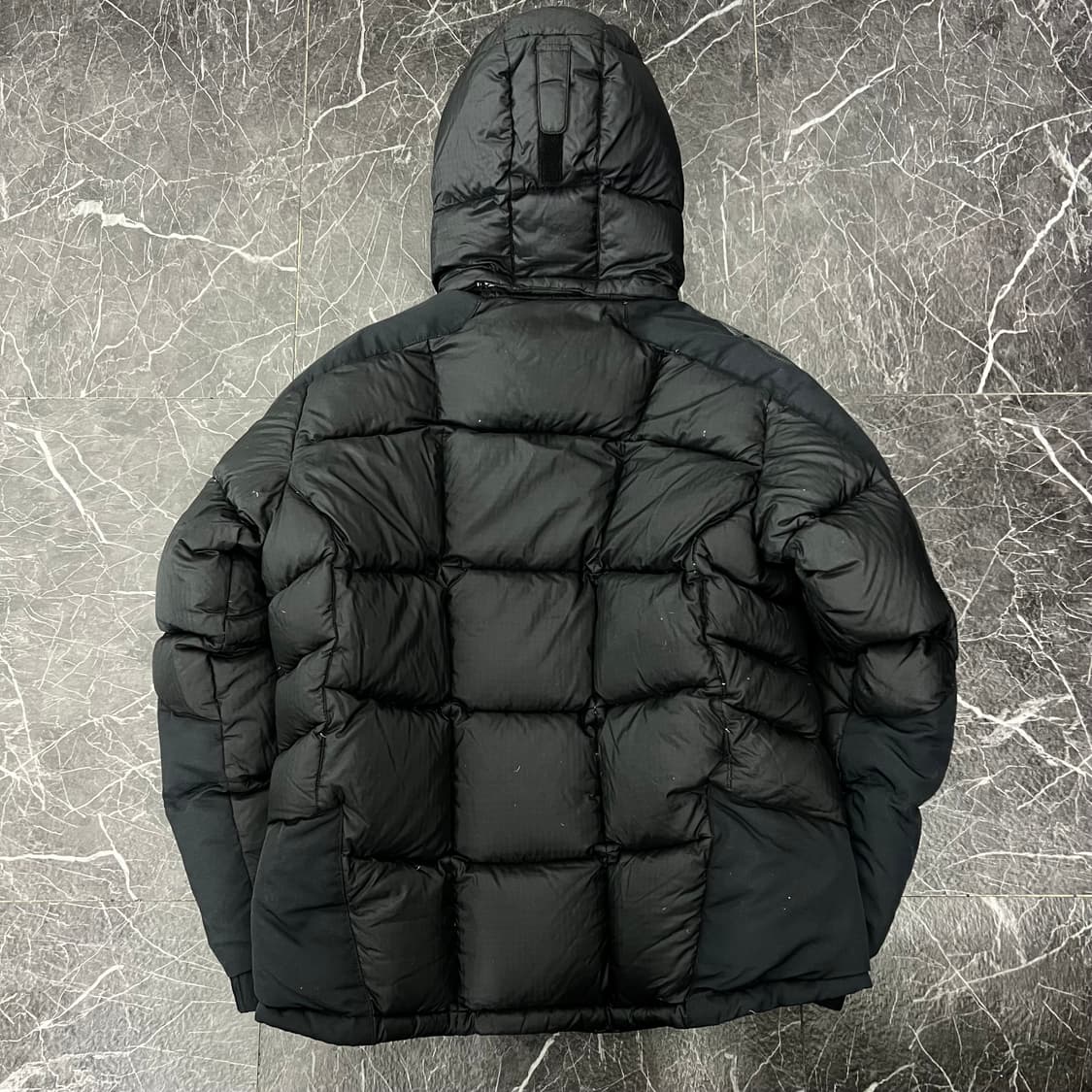 몽벨 테크니컬 푸퍼 다운 후드 패딩 상품이미지4