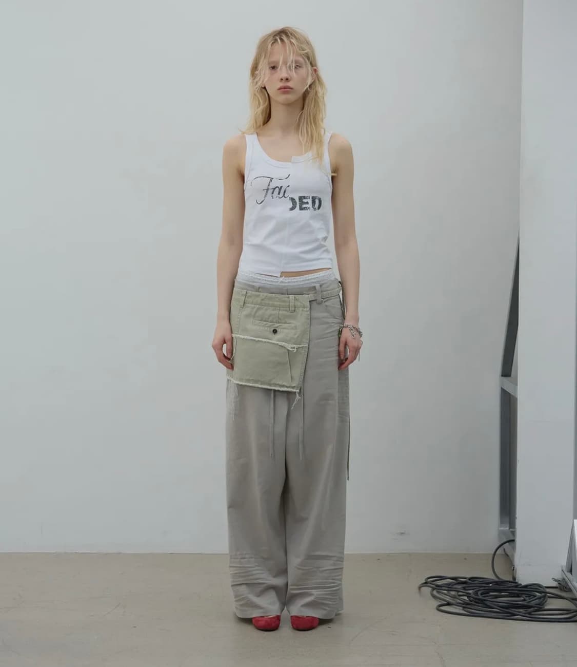 LCDC tm SPLIT GRAPHIC TANK TOP 상품이미지2