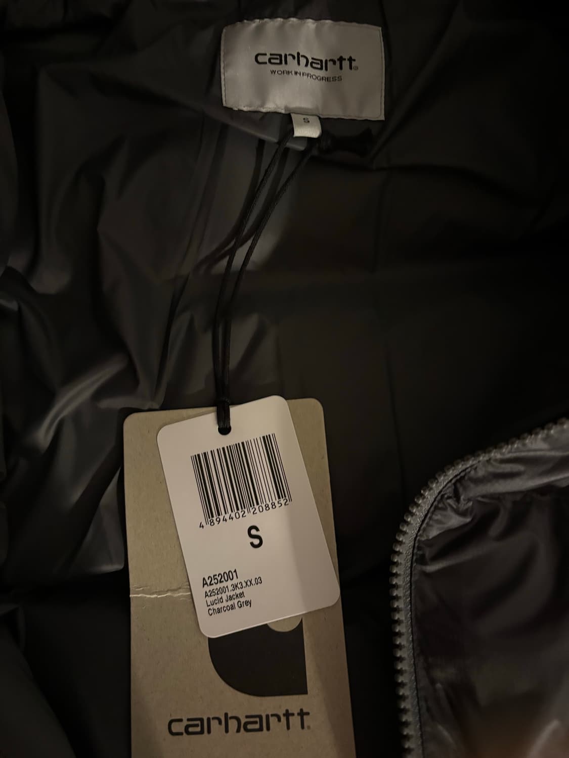 칼하트 루시드 패딩 차콜 그레이 상품이미지3