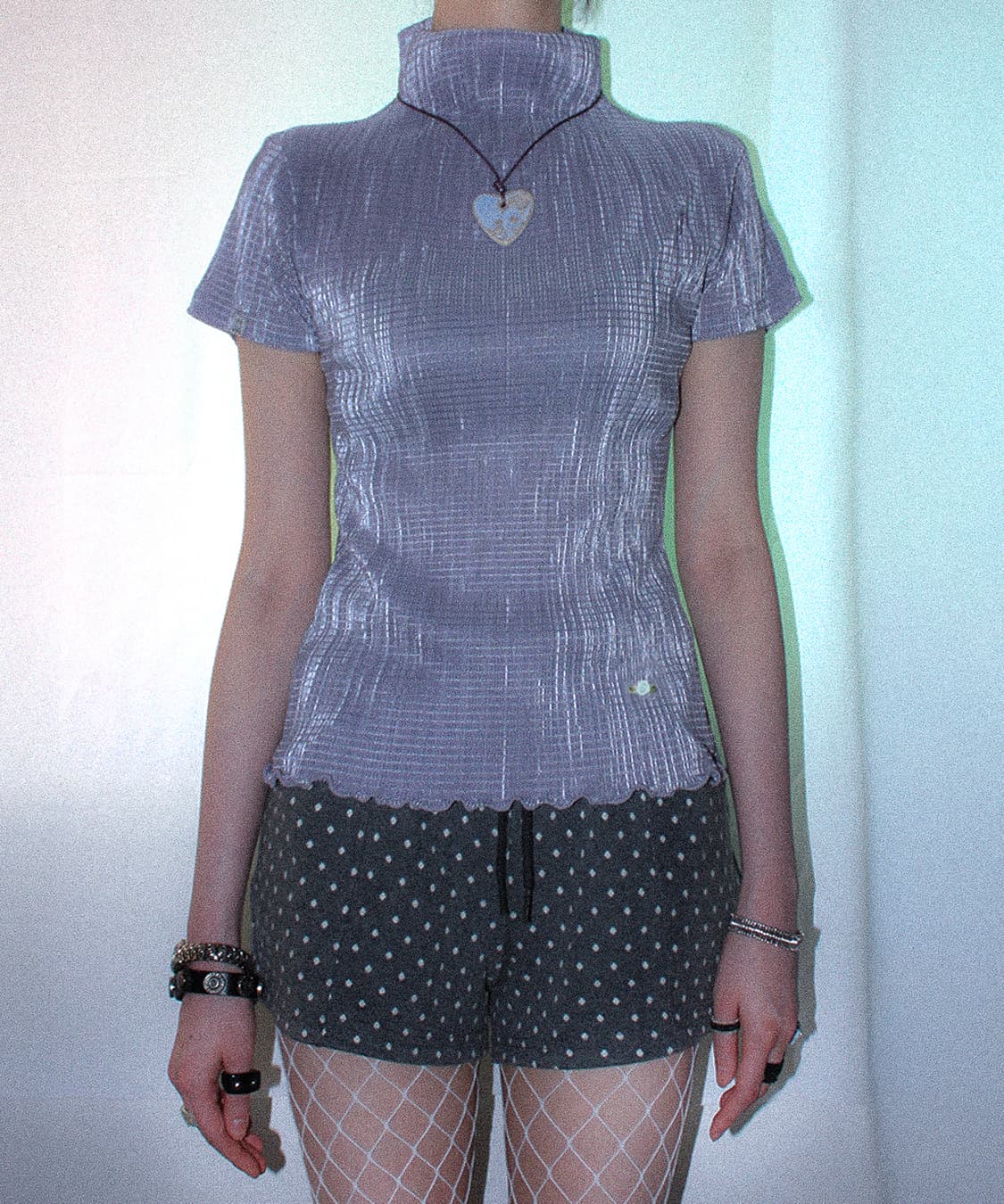 eessay 에세이 무스 모크넥 탑 MOUSSE MOCK NECK TOP 상품이미지2