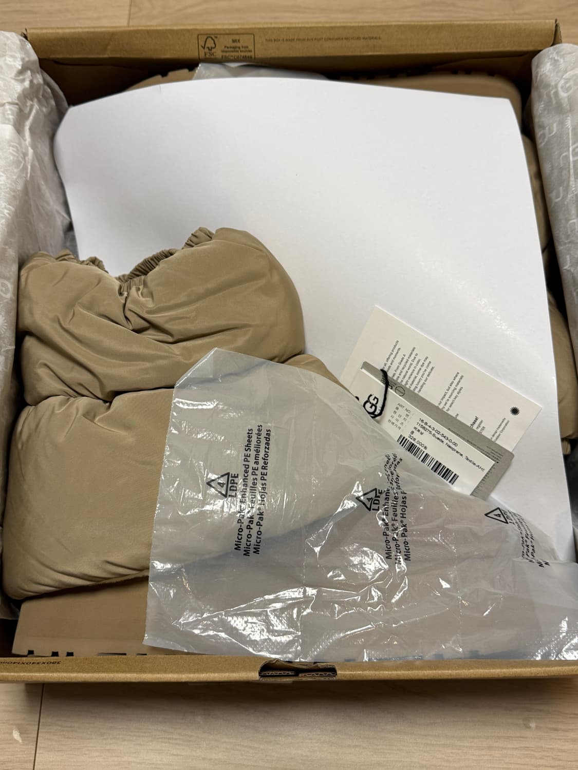 UGG 어그 W CLASSIC MINI DIPPER PUFFER 상품이미지5