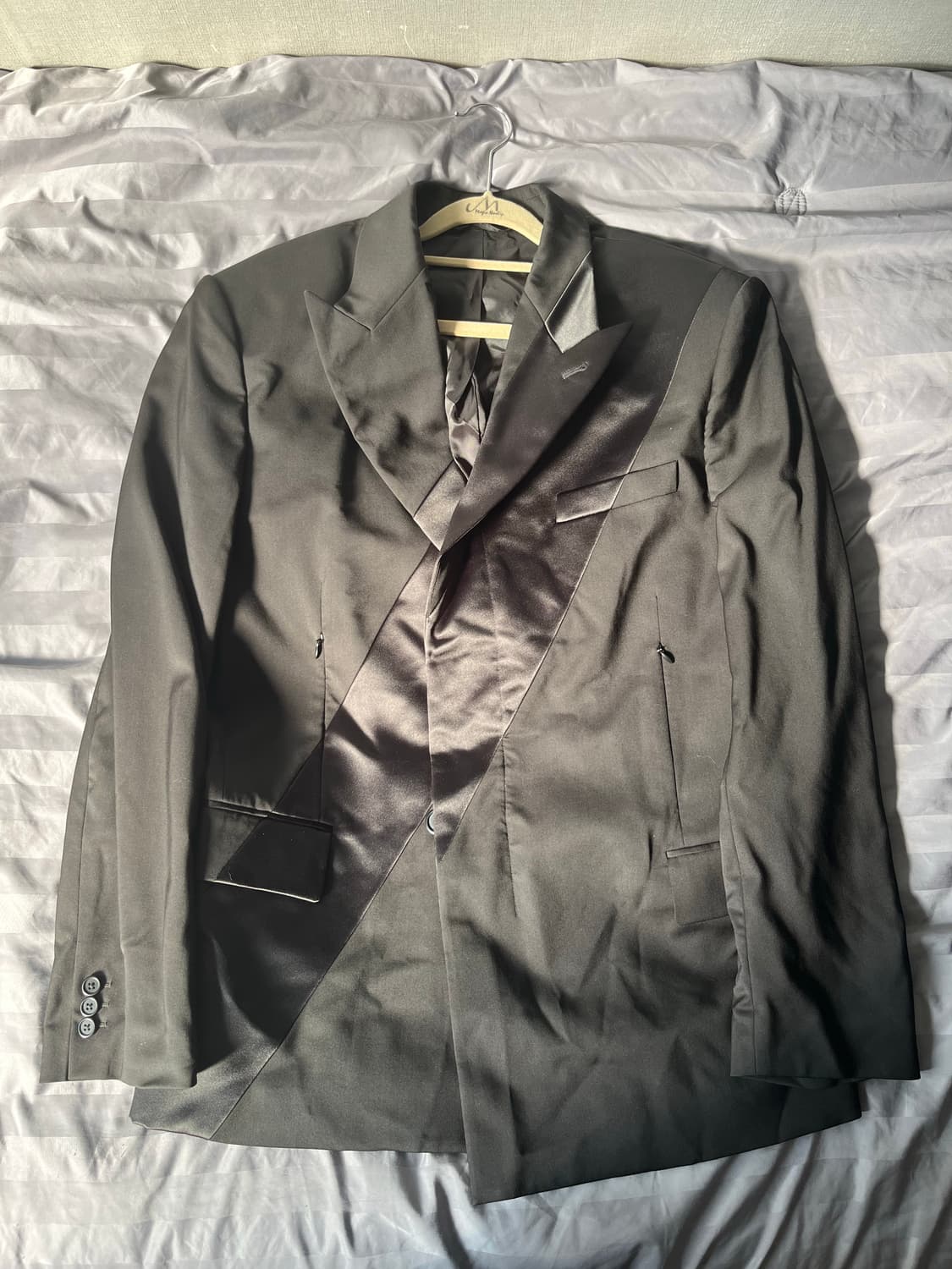 헬무트랭 오버핏 사선 블랙 블레이저 자켓 상품이미지3