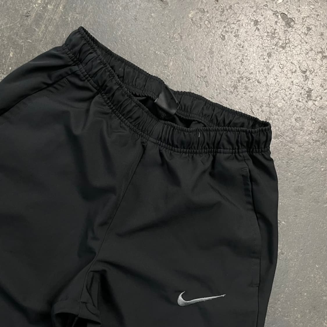 100 나이키 드라이핏 팬츠 상품이미지2