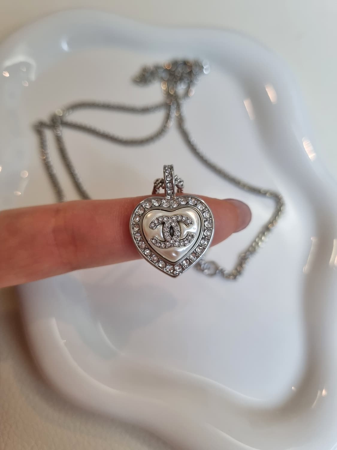 샤넬 진주 큐빅하트 체인목걸이 은장 업사이클링 상품이미지3