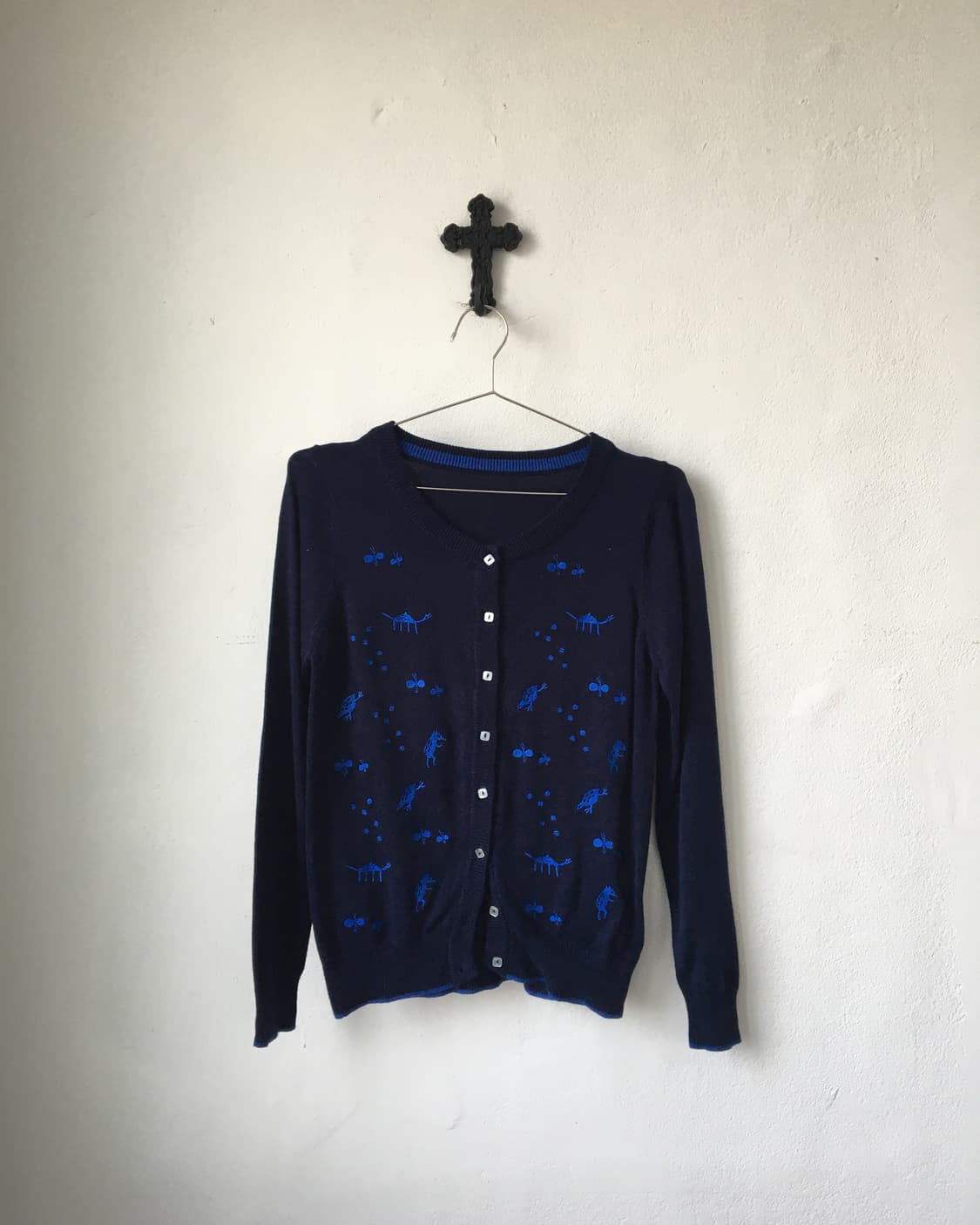 Embroidery point knit cardigan 상품이미지2