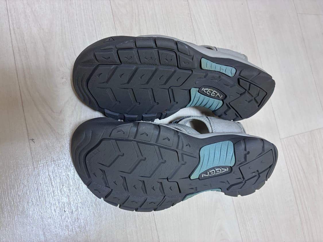 킨 뉴포트 샌들 그레이 255 상품이미지3