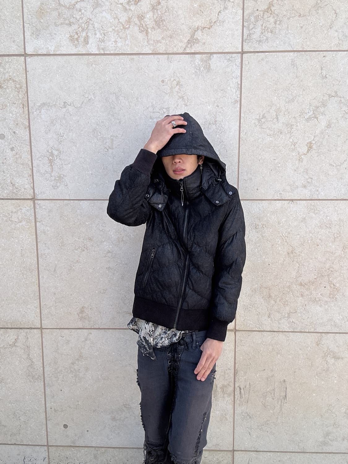 CHIC Mood Black Crack washed Hoodie Down 상품이미지7