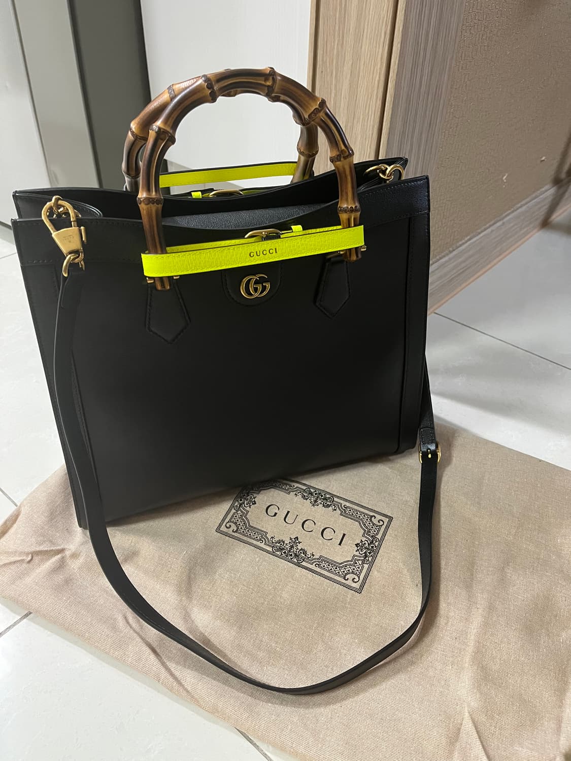 구찌 다이애나 백 미디움 상품이미지3