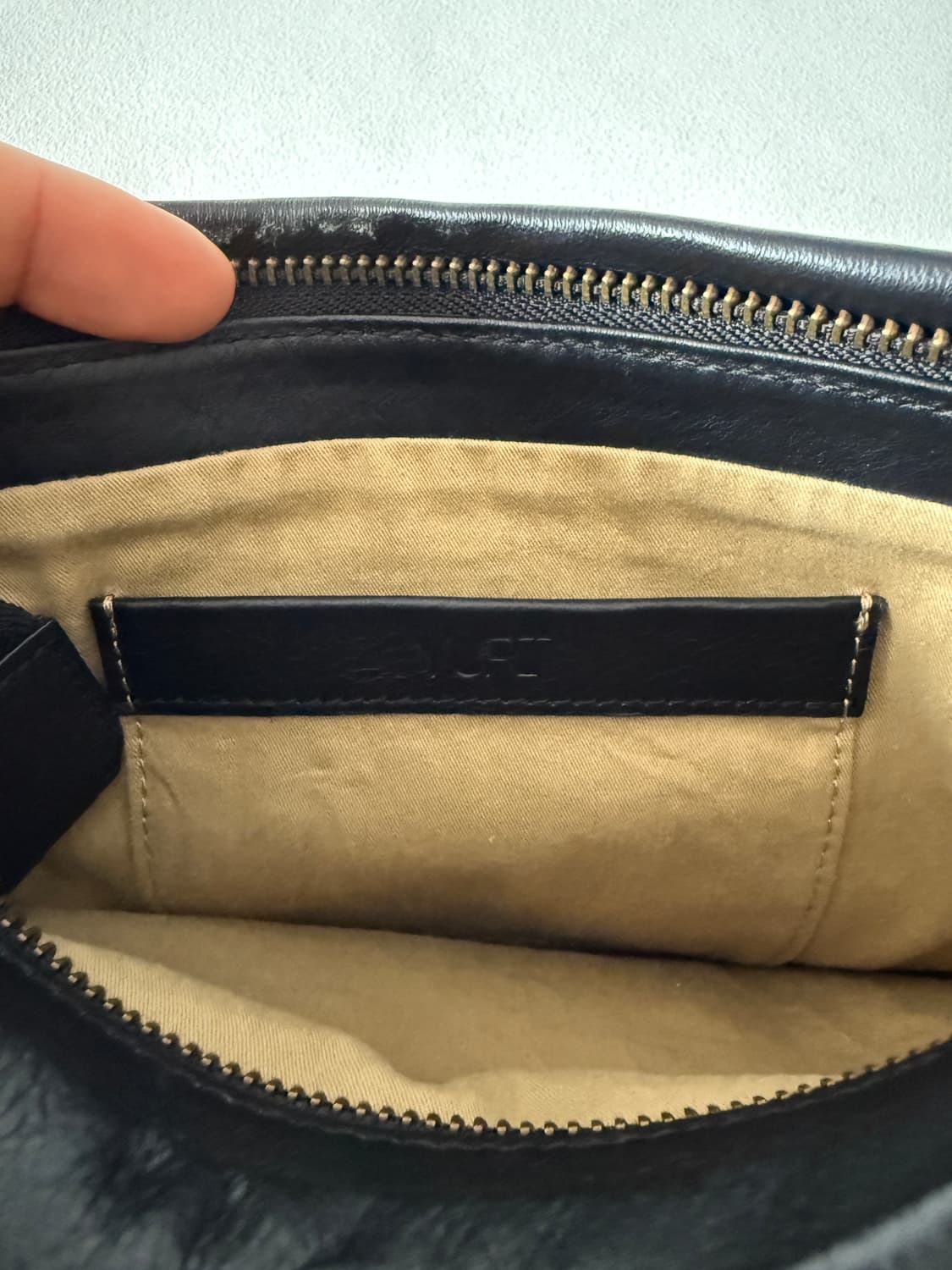 유르트(YURT) 레더 크로스백 상품이미지8