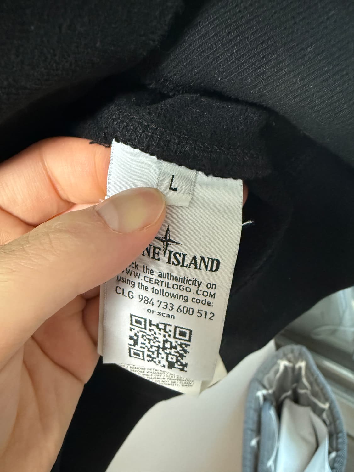 스톤아일랜드 맨투맨 L사이즈 팝니다! 상품이미지3