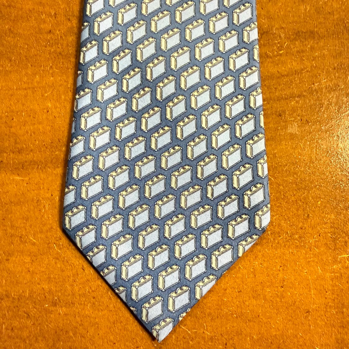 에르메스 HERMES 블루 수트케이스 패턴 실크 넥타이 상품이미지5