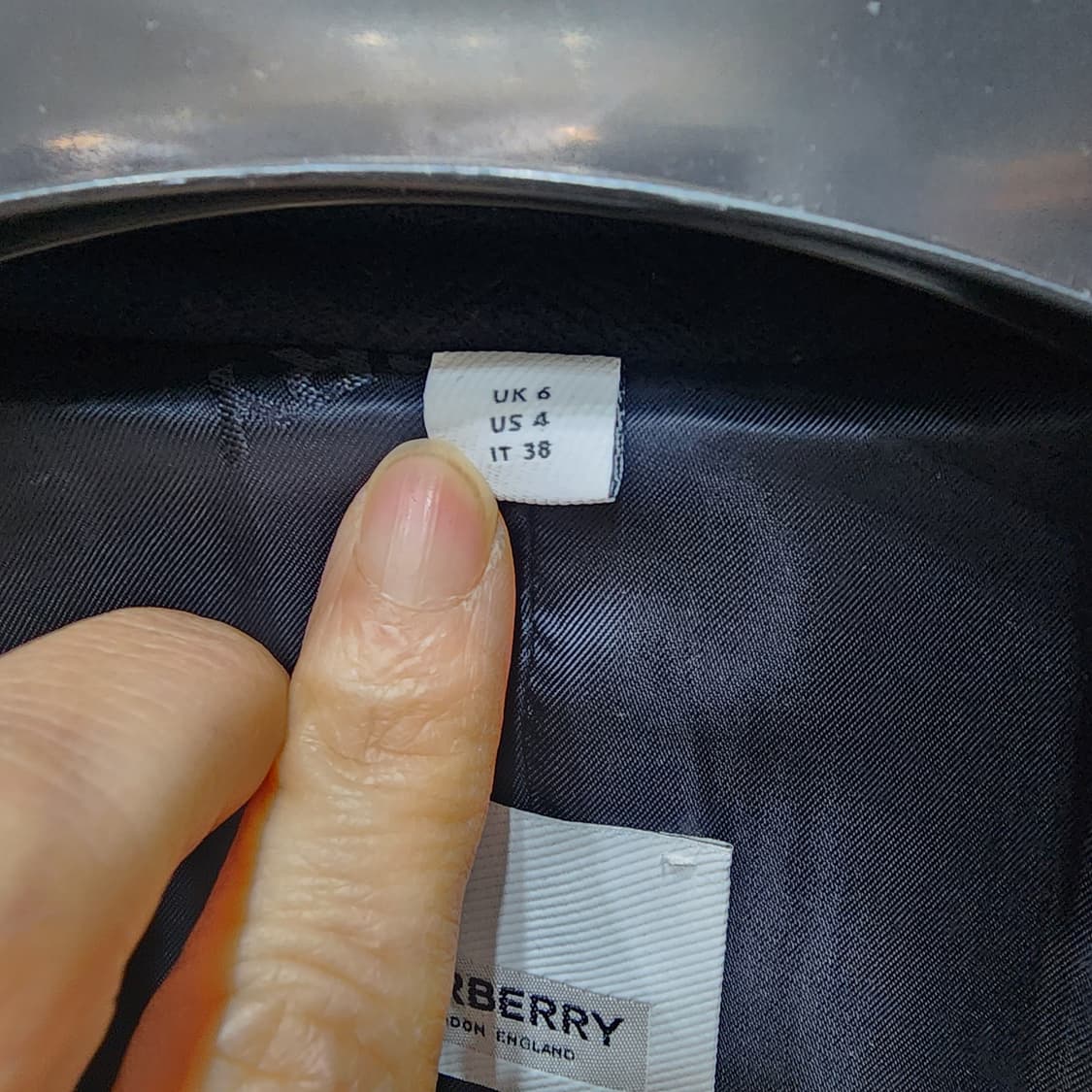 버버리 울캐시미어 롱코트 새거급 38사이즈 상품이미지8