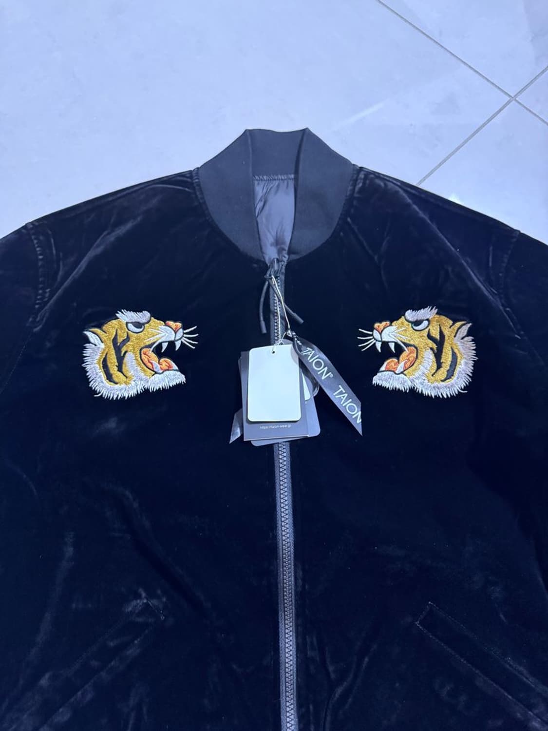 DOWN JACKET 리버시블 다운 재킷 타이거 상품이미지3