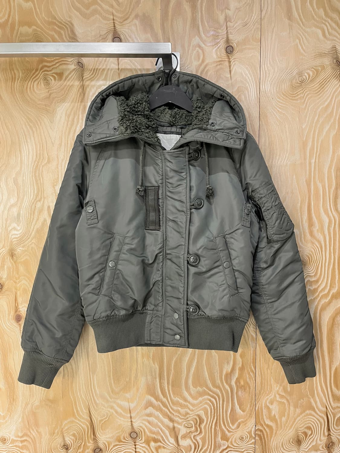 데님 앤 서플라이 U.S.A.F 타입 N-2B 상품이미지3